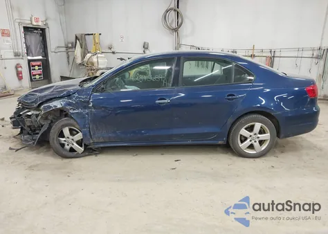 2013 Volkswagen Jetta 2.0L S из США, поврежденный, VIN 3VW2K7AJ7DM233554